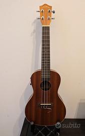 Ukulele concerto Lanikai amplificato 