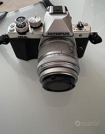 Olympus OM-D E-M10 Mark II