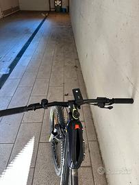 Bicicletta ROCKRIDER ST 530 con accessori