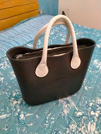 O BAG borsa poco usata e in ottim condizioni 