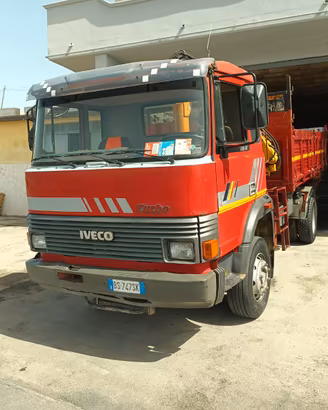 Iveco 115/17. Con. Gru e ribaltabile e ragno