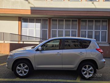 Toyota Rav4 2.2 d-4d 2wd 150cv UNICA PROPRIETARIA 