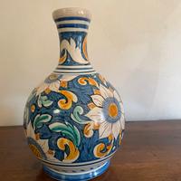 Vaso in maiolica
