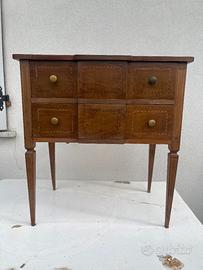 Il Mobiletto a Cassetti (Stile Maggiolini)