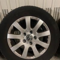 Cerchi in lega originali Volkswagen 15 pollici