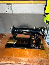 Macchina da cucire della Singer