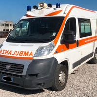 Ambulanza Fiat DUCATO 3.0 D CON PEDANA