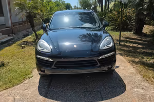 Porsche Cayenne 3.0 v6 245 cv tiptronic  2012