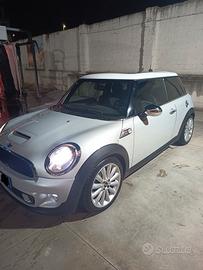Mini Cooper SD