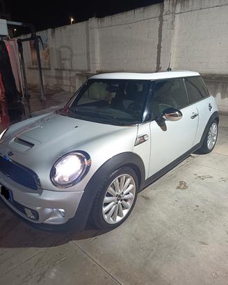 Mini Cooper SD
