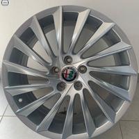 1 cerchio lega alfa romeo giulietta r18 lt3079
