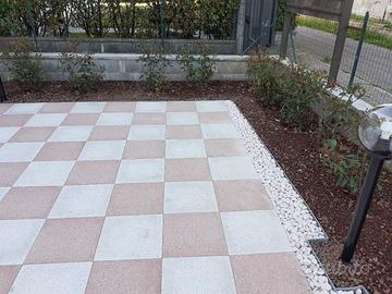 MATTONELLE IN CEMENTO DA GIARDINO