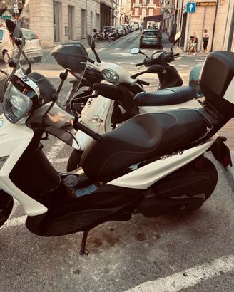 Beverly 350 ABS ASR
