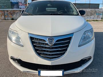 LANCIA Ypsilon 1.3 MTJ 95CV (X Neopatentati) SUPER