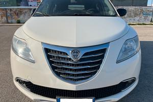 LANCIA Ypsilon 1.3 MTJ 95CV (X Neopatentati) SUPER