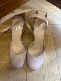 Scarpe nude