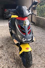 Scooter Aprilia SR 50 Replica "Melandri" color