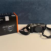 Macchina fotografica Sony A7C full frame + ob.