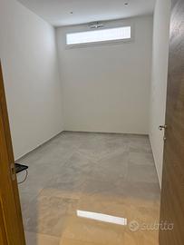 Ufficio piano terra climatizzato e indipendente