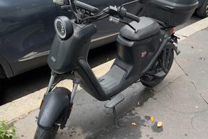 Scooter elettrico - NII UQi GT