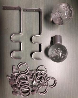 Supporti e ganci per tende
