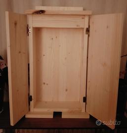 Butsudan in abete realizzato a mano