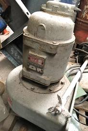 Ventilatore con motore antideflagrante