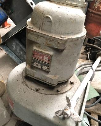 Ventilatore con motore antideflagrante