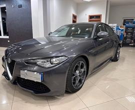 Alfa Romeo Giulia 2.2 Turbodiesel 210 CV AT8 AWD Q