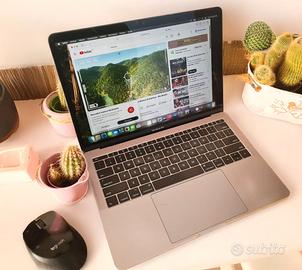 Apple MacBook Pro 2017 i5 2.3 GHz SSD 256GB RAM
