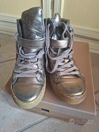 scarpe bronzo con borchie n 37