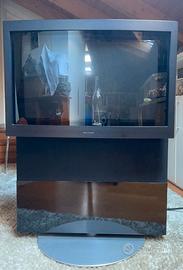 Bang & Olufsen BeoVision Avant 28