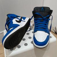 Jordan 1 mid