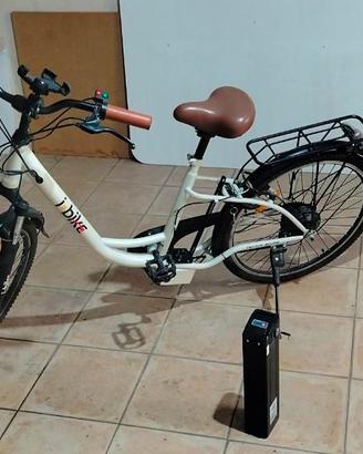 Bicicletta con pedalata assistita