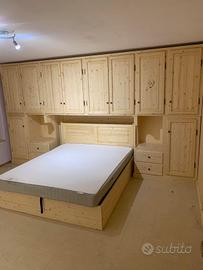 Armadio a ponte abete massello