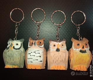 Portachiavi Artigianale in Legno Intagliato GUFO