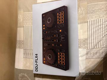 Console pioneer DDJ-FLX4