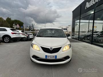 Lancia Ypsilon 1.3 MJT 16V 95 CV 5 porte S&S Plati