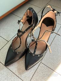 Scarpe nere da donna con tacco