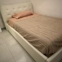 Letto una piazza e mezza similpelle beige
