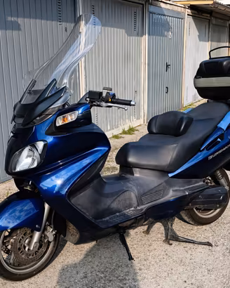 Suzuki Burgman 650 executive