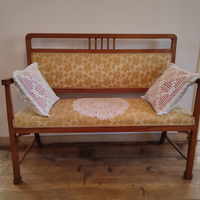 Divanetto Stile Liberty