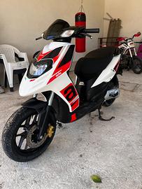 Aprilia Sr motard 50 2020