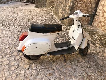Vespa 50
