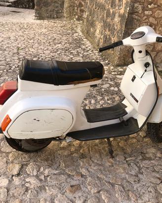Vespa 50