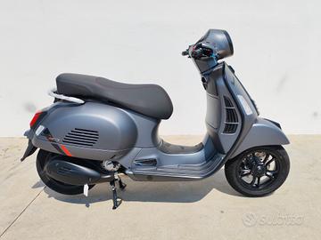 Piaggio Vespa 310 GTS hpe