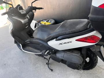 YAMAHA XMAX 250 - 2010 - DA SISTEMARE