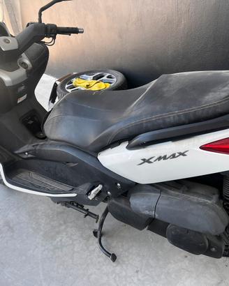 YAMAHA XMAX 250 - 2010 - DA SISTEMARE