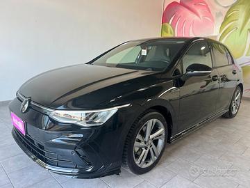 Volkswagen Golf 8 R-LINE 2024 1.5 etsi evo 130cv d