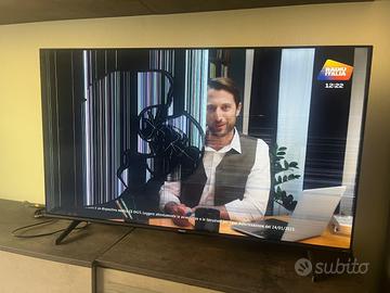 Hisense 55A6K 55” per ricambi - pannello LCD rotto